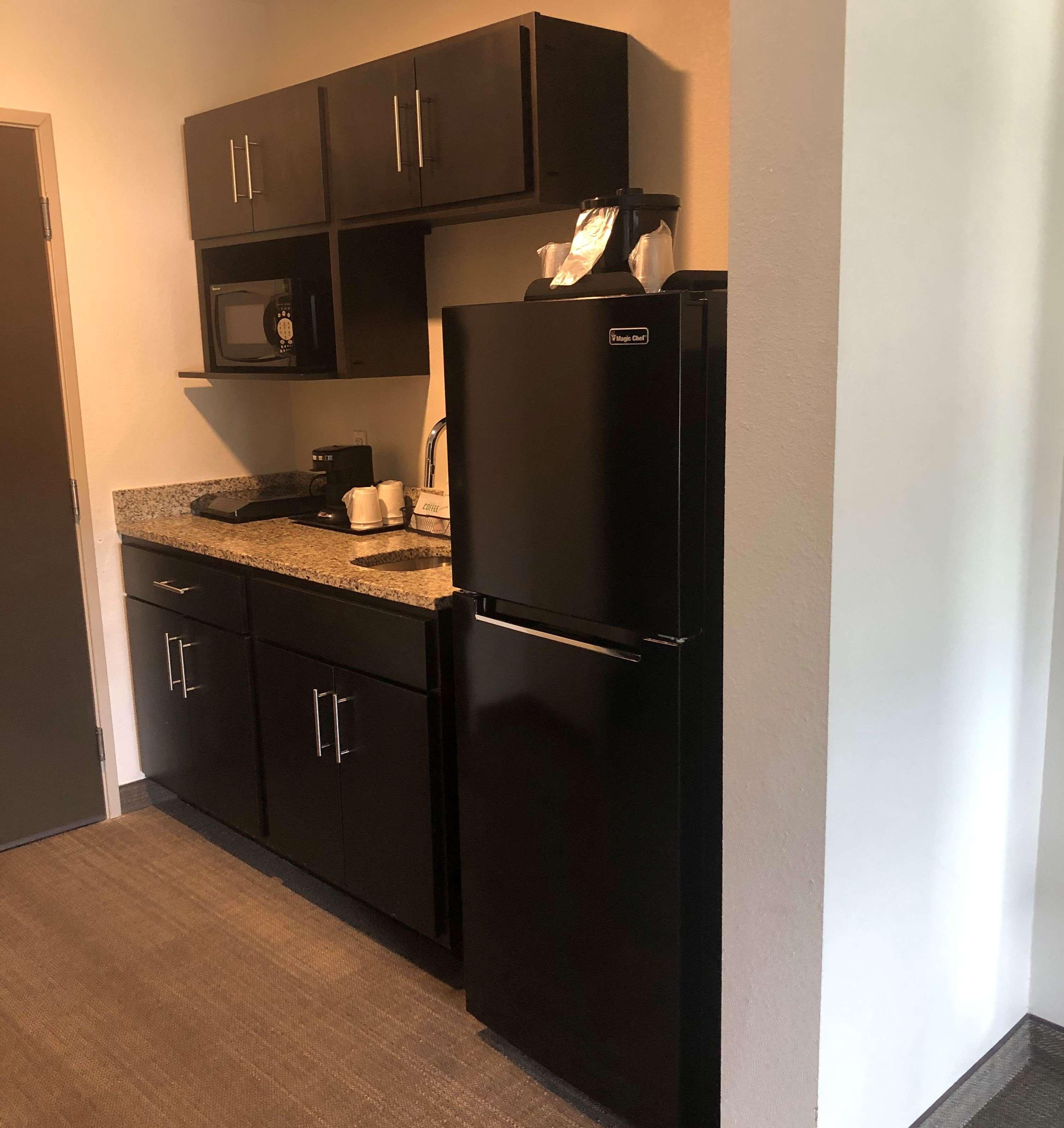 Magnolia Pointe; Bw Signature Collection Fruitville