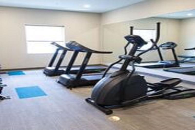 Magnolia Pointe; Bw Signature Collection Hotel Fruitville